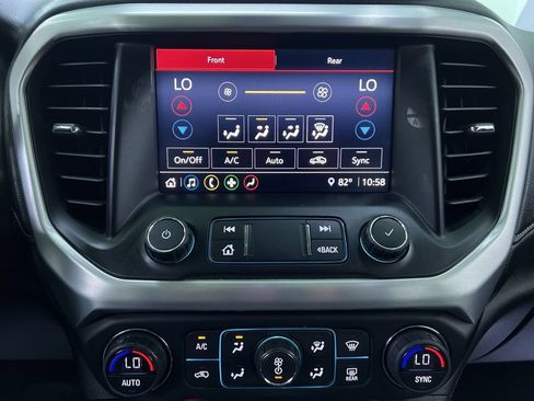 Used 2020 GMC Acadia SLT AWD/4WD image 23
