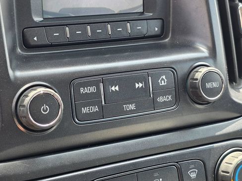 Used 2015 Chevrolet Colorado W/T w/ WT Convenience Package RWD image 37