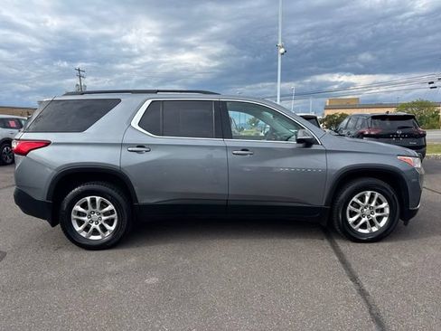 Used 2021 Chevrolet Traverse LT AWD/4WD image 4