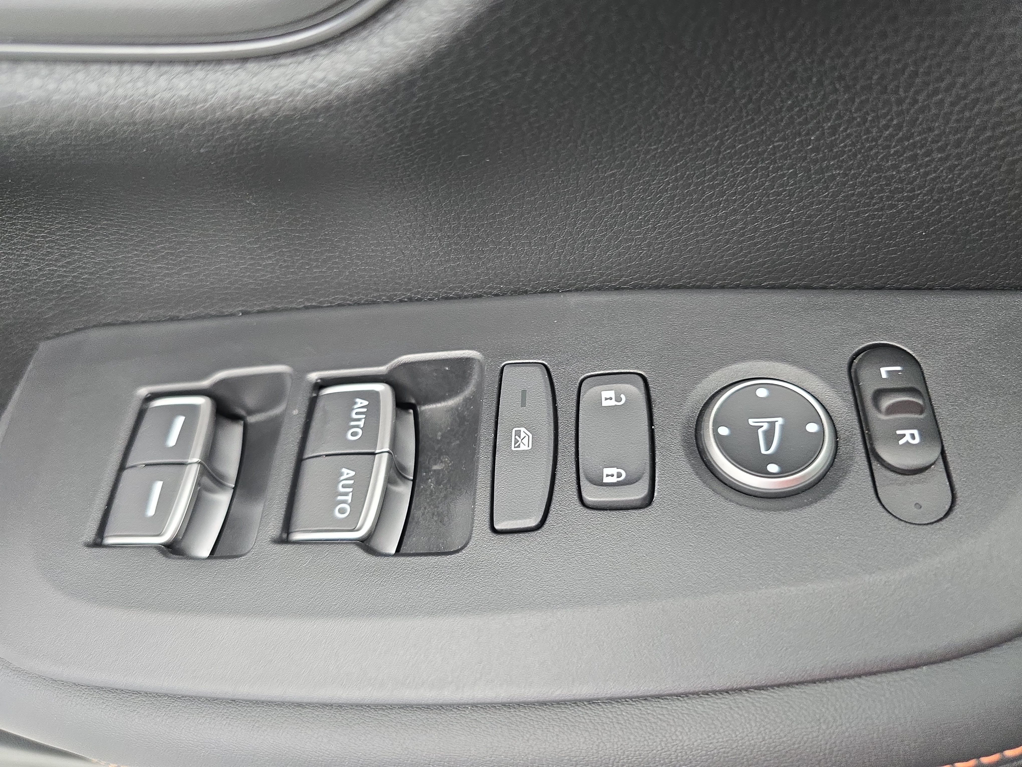 Used 2023 Honda HR-V Sport image 27
