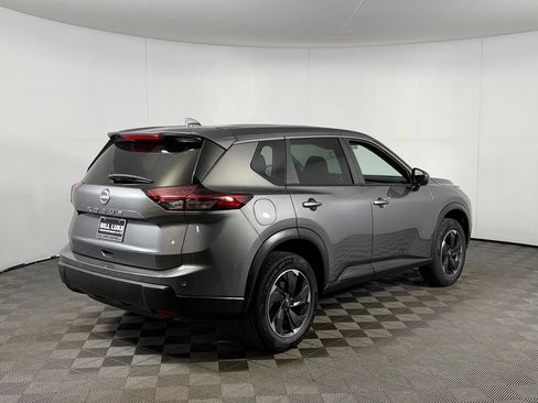 Used 2025 Nissan Rogue SV FWD image 8