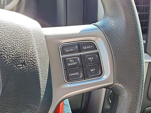 Used 2021 RAM 1500 Classic SLT image 22