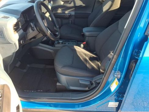 New 2025 Ford Maverick XL image 16