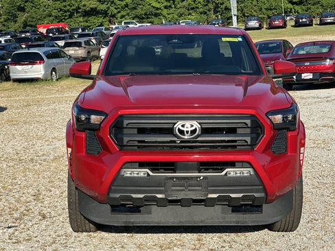 Used 2024 Toyota Tacoma SR5 RWD image 2