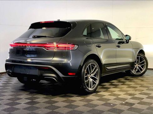 Certified 2024 Porsche Macan AWD/4WD image 7