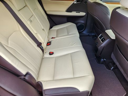 Used 2019 Lexus RX 350 FWD w/ Navigation Package image 31