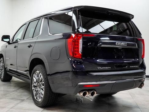 Used 2023 GMC Yukon Denali Ultimate AWD/4WD image 11