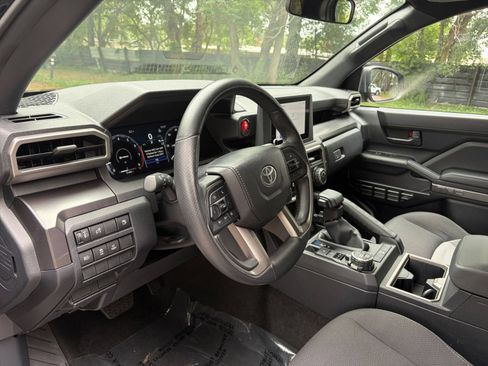Used 2025 Toyota 4Runner TRD Off-Road AWD/4WD image 34
