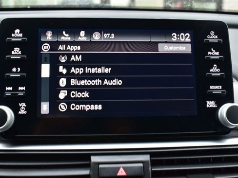 Used 2018 Honda Accord Sport image 32