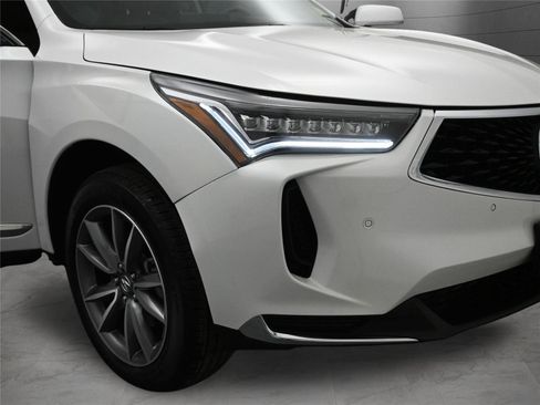 Used 2024 Acura RDX SH-AWD w/ Technology Package image 16