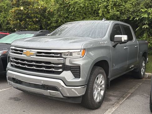 Used 2025 Chevrolet Silverado 1500 LTZ w/ LTZ Convenience Package II AWD/4WD image 2