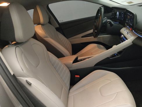 Used 2022 Hyundai Elantra Limited w/ Cargo Package FWD image 21