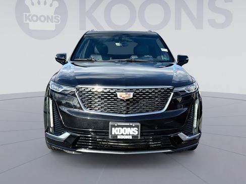 Used 2024 Cadillac XT6 Premium Luxury w/ Technology Package image 11