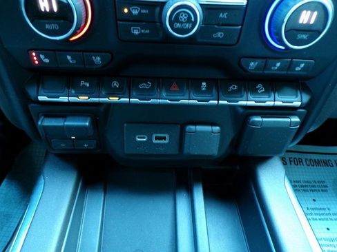 Used 2019 Chevrolet Silverado 1500 LTZ w/ LTZ Plus Package image 26