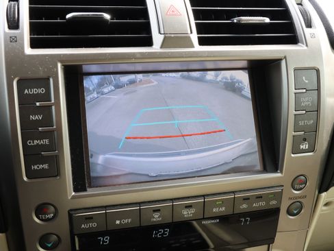 Used 2020 Lexus GX 460 Luxury image 24