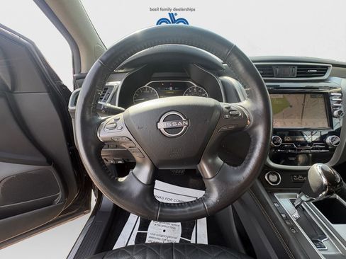 Used 2024 Nissan Murano SV AWD/4WD image 16