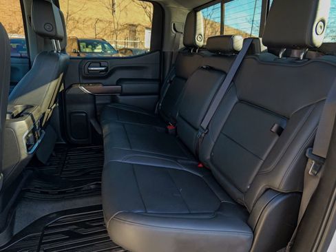 Used 2020 GMC Sierra 1500 SLT w/ SLT Premium Plus Package image 29