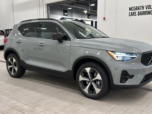 New 2026 Volvo XC40 B5 Plus w/ Protection Package Premier image 3