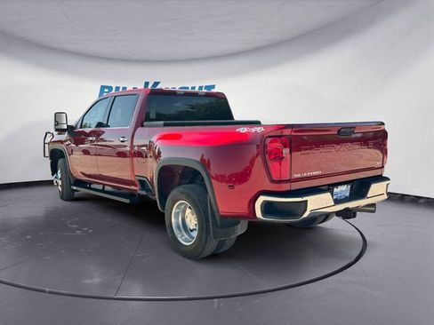 Used 2025 Chevrolet Silverado 3500 LTZ w/ LTZ Convenience Package AWD/4WD image 3