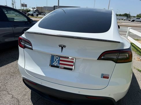Used 2022 Tesla Model Y Performance AWD/4WD image 20