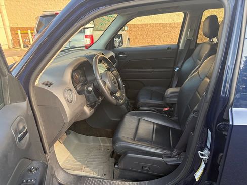Used 2017 Jeep Patriot High Altitude AWD/4WD image 15
