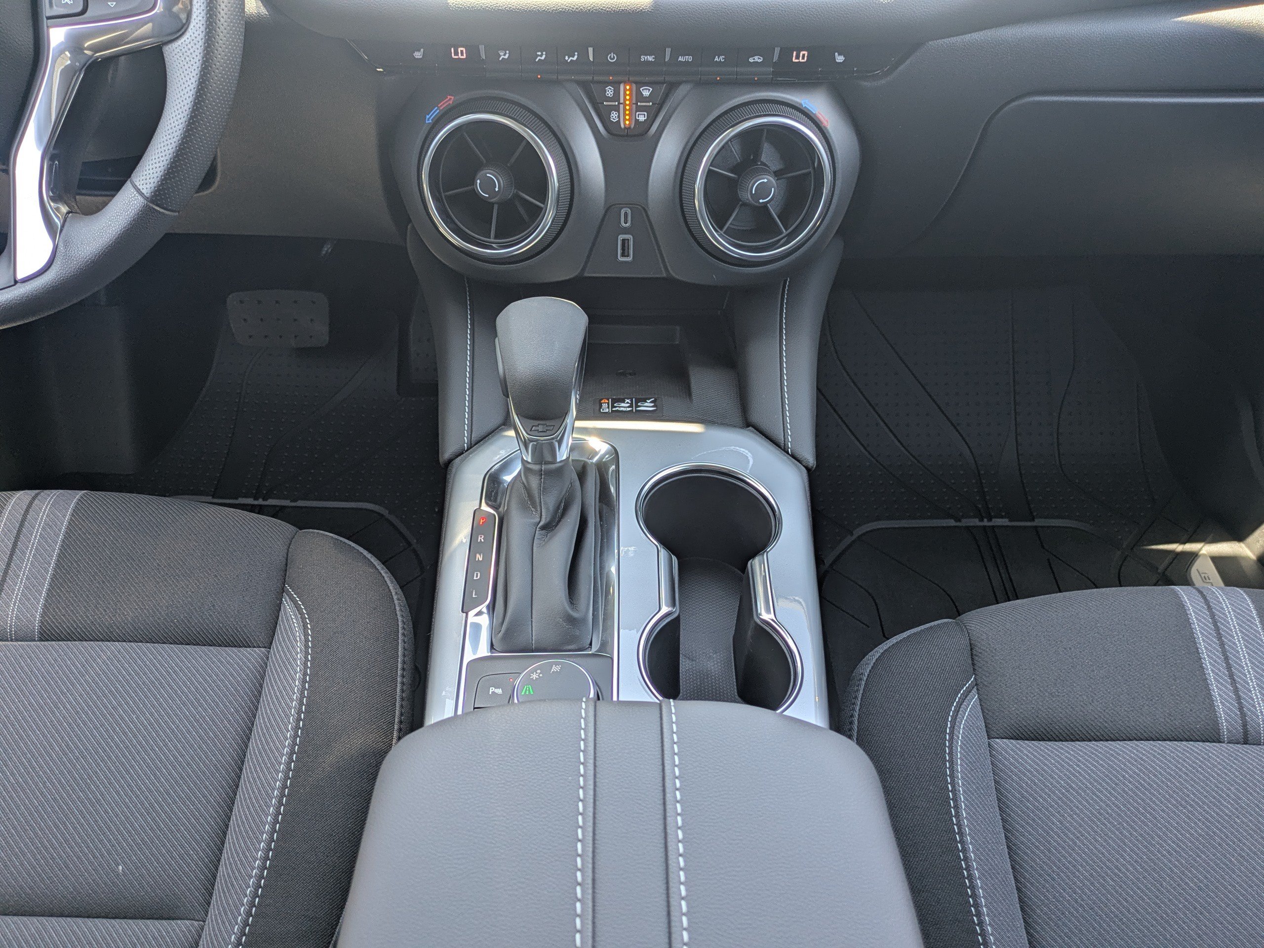 New 2026 Chevrolet Blazer LT w/ Convenience Package FWD image 19