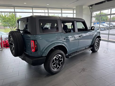 Used 2023 Ford Bronco Outer Banks AWD/4WD image 8