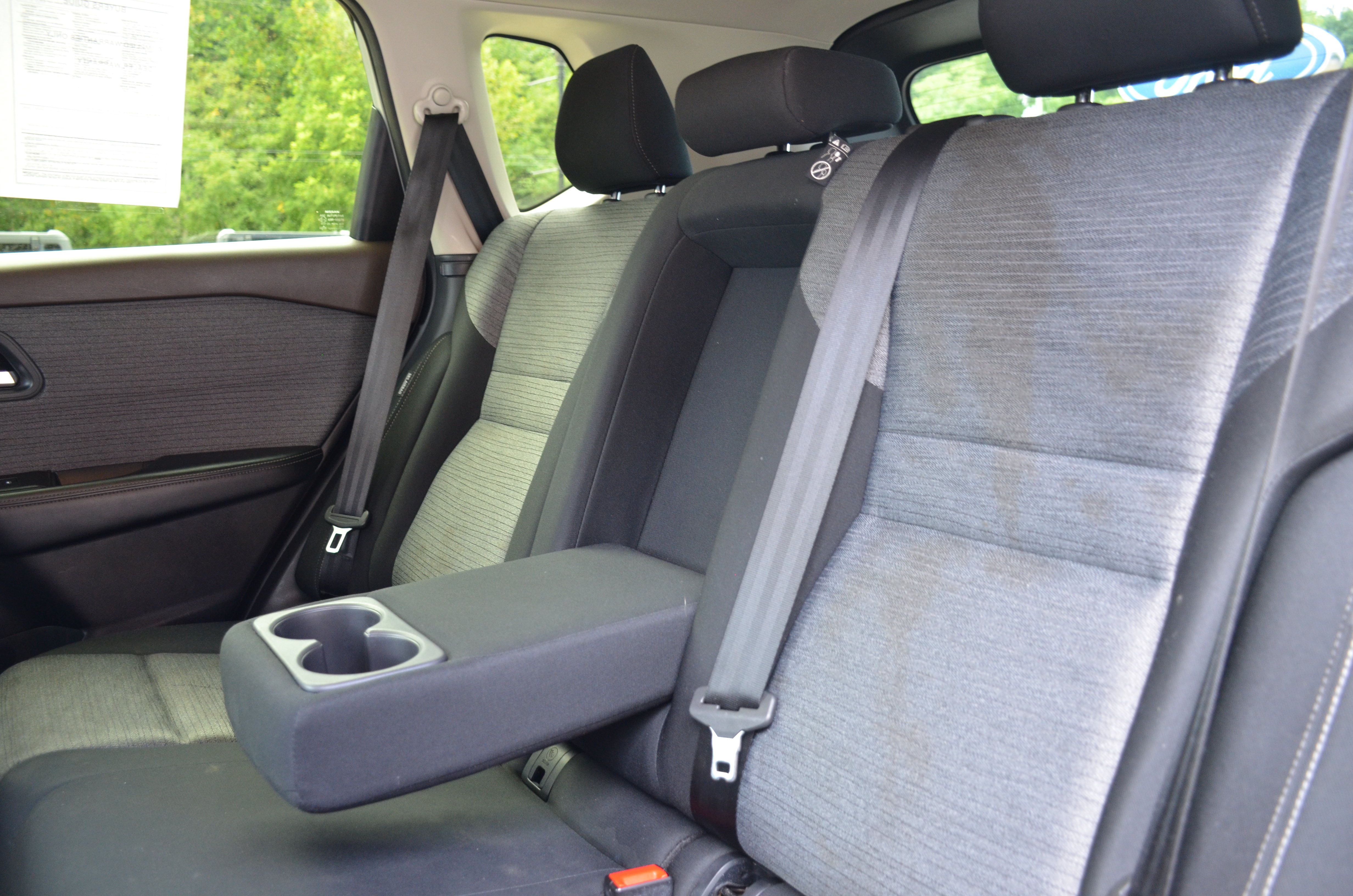 Used 2023 Nissan Rogue SV AWD/4WD image 44