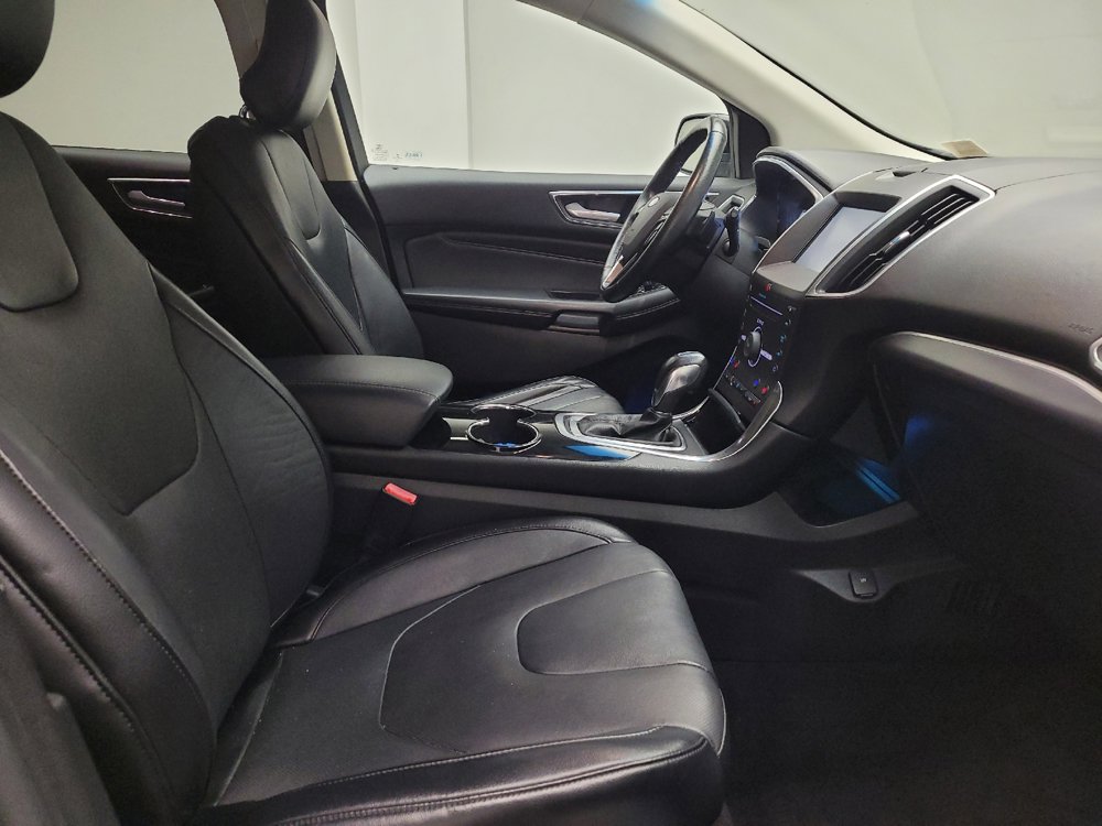 Used 2015 Ford Edge Titanium w/ Equipment Group 301A AWD/4WD image 21