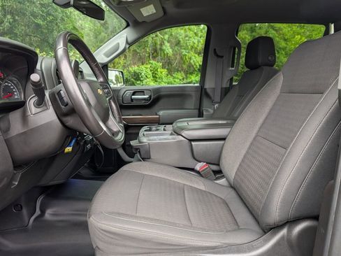Used 2020 Chevrolet Silverado 1500 LT w/ Fleet Comfort Package AWD/4WD image 16
