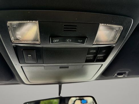 Used 2017 Toyota Tacoma Limited w/ Tow Package image 47