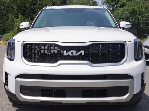 Used 2024 Kia Telluride EX AWD/4WD image 13