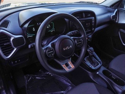 Used 2023 Kia Soul LX w/ Option Group 015 image 10
