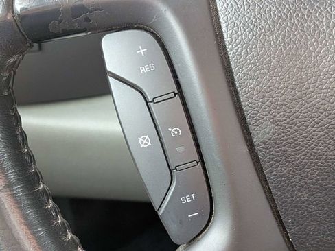 Used 2011 Chevrolet Silverado 1500 W/T w/ LS Package AWD/4WD image 21