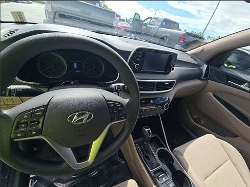Used 2021 Hyundai Tucson Value FWD image 6