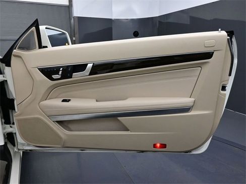 Used 2017 Mercedes-Benz E 400 Cabriolet image 16