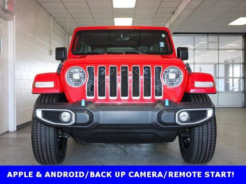 Certified 2022 Jeep Wrangler Unlimited Sahara w/ Cold Weather Group image 2