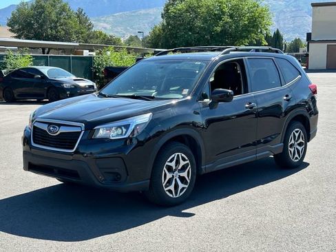 Used 2020 Subaru Forester Premium AWD/4WD image 8
