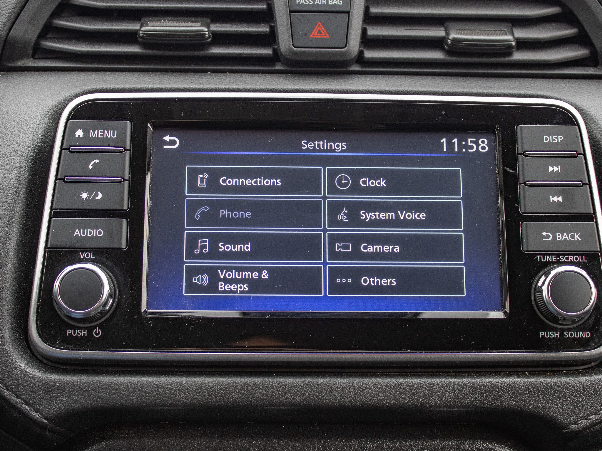 Used 2025 Nissan Versa S w/ Trunk Package FWD image 37