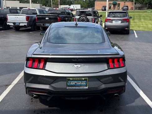 Used 2025 Ford Mustang Premium RWD image 5