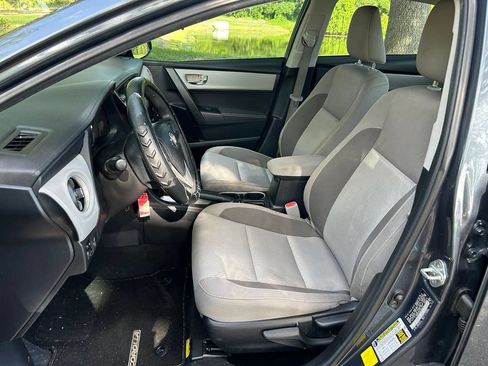 Used 2019 Toyota Corolla LE FWD image 15
