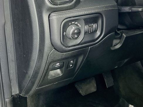 Used 2023 RAM 1500 Limited AWD/4WD image 10