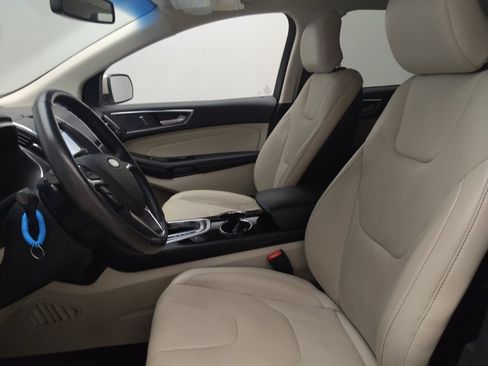 Used 2017 Ford Edge Titanium w/ Equipment Group 301A FWD image 17