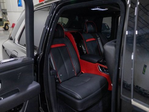 Used 2020 Rolls-Royce Cullinan AWD/4WD image 34