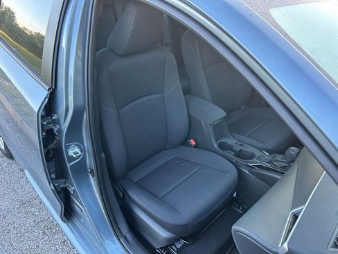 Used 2024 Toyota Corolla LE FWD image 15