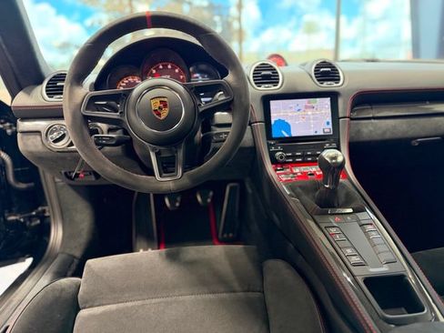 Used 2020 Porsche 718 Cayman GT4 RWD image 23