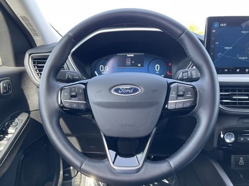 Used 2024 Ford Escape Platinum image 14