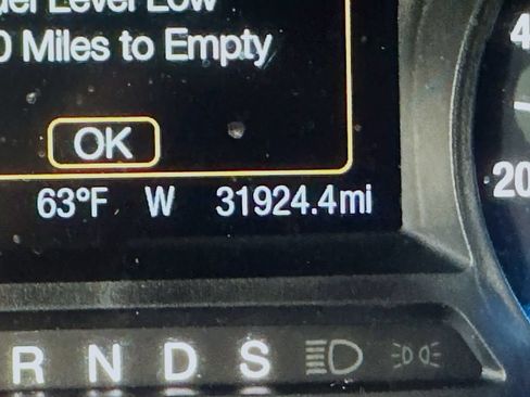 Used 2018 Ford Edge SEL FWD image 28