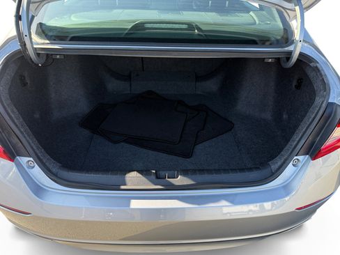 Used 2019 Honda Accord Sport image 17