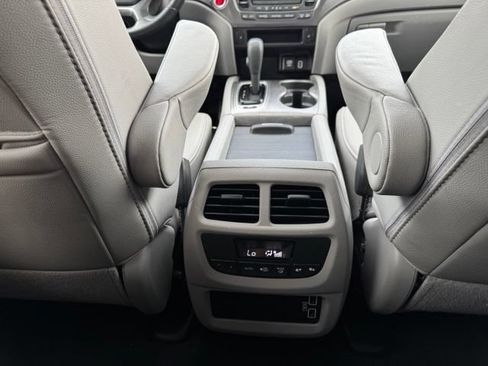 Used 2019 Honda Pilot EX-L image 11